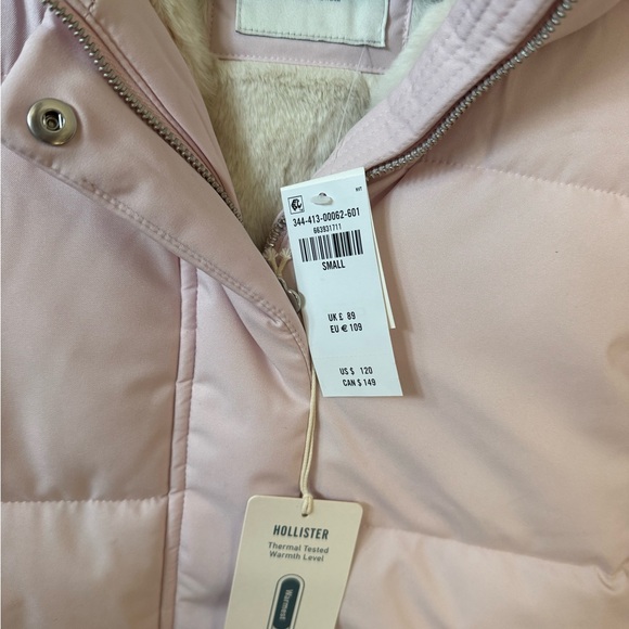 Hollister Light Pink Women’s Hooded Puffer Jacket - Picture 2 of 2